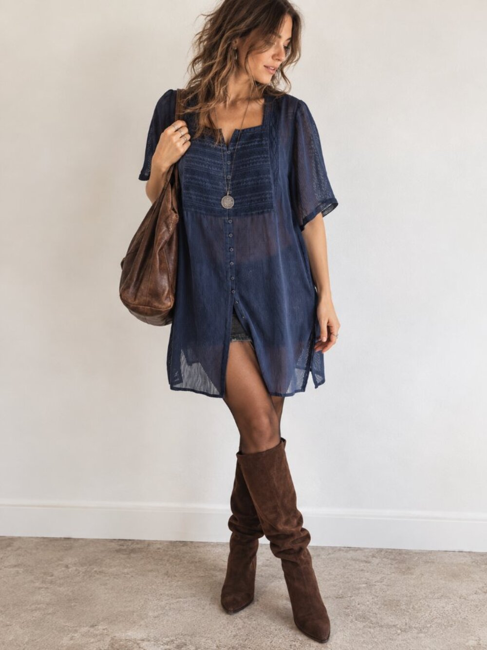 Chico’s 100% Silk Navy Sheer Tunic Blouse Pintuck Button Front Size 16